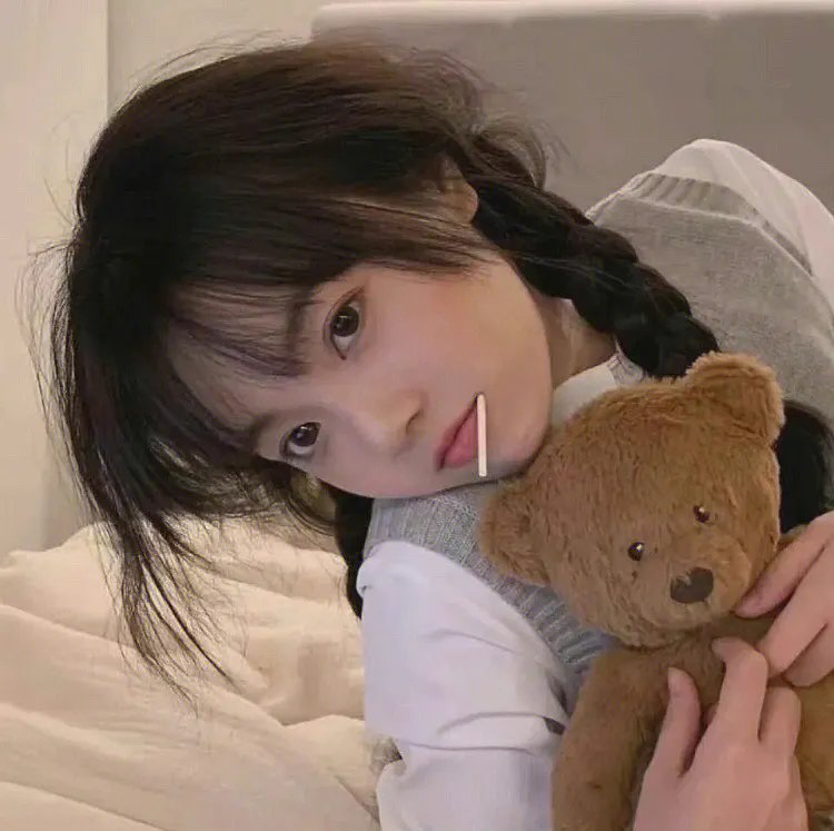 小鱼莉莉